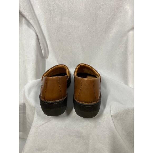 Born Toby Duo Women's Slip On Shoes Brown Leather 2" Heel Size 7 - Picture 4 of 9